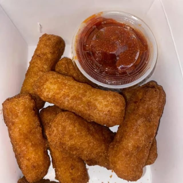 Fried Mozzarella Sticks (8).